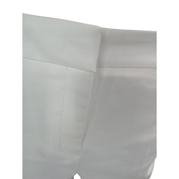 Chico's Staight Leg Capri/ NWT/ Slimming Pants//White/1.5 (M) - Picture 9 of 9